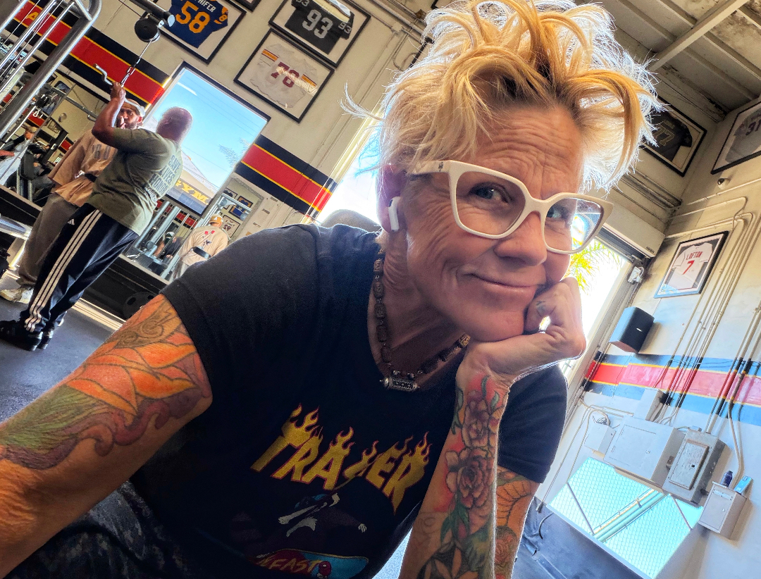 7e9ec388 f7e2 4745 9f76 ebefa776c949